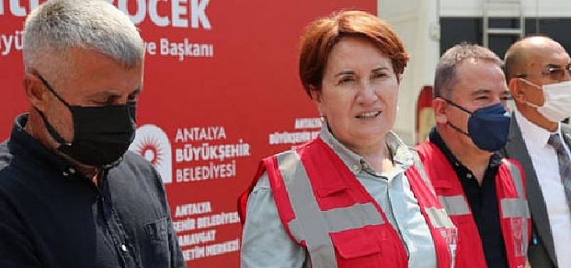 Meral Aksener Manavgat Afet Yönetim Merkezini Ziyaret Etti