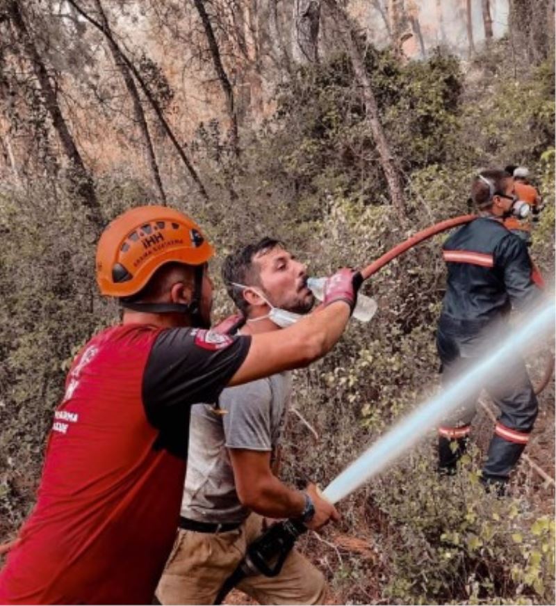 AFYON IHH YANGINLARIN ILK GÜNÜNDEN BERI SAHADA