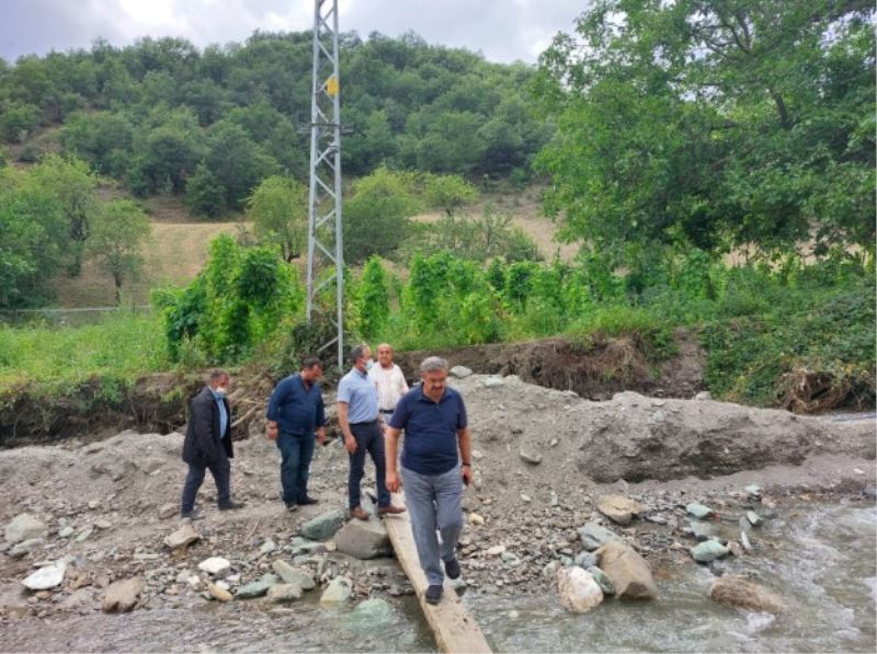 Vatandaslarimizin istek ve taleplerini dinliyor, çözüm üretmenin gayretinde oluyoruz.