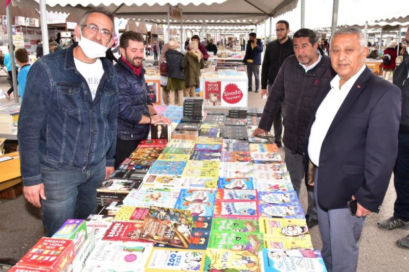 ABDIOGULLARI’NDAN KITAP FUARI TESEKKÜRÜ