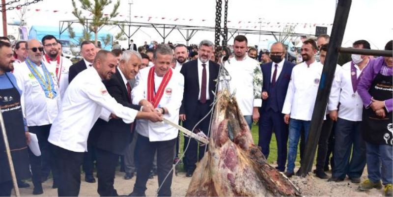 GASTRO AFYON 3. ULUSLARARASI TURIZM VE LEZZET FESTIVALI BASLADI