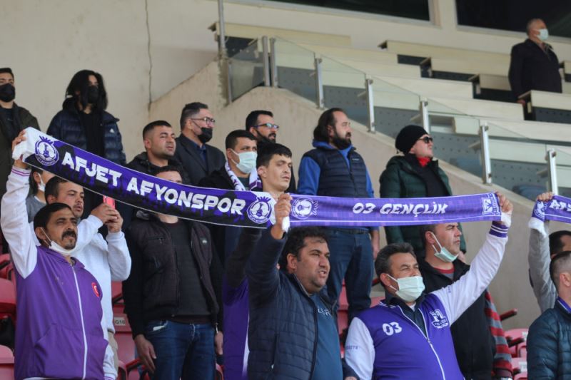 AFJET Afyon spor,  evinde Turgutluspor'u 4-0 la Geçti.