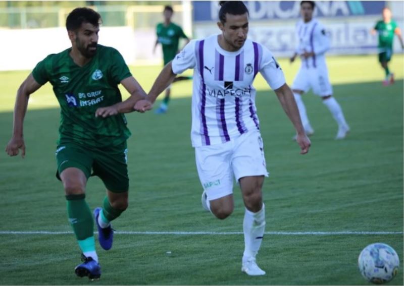 Afyon spor,  Sivas Belediye Sporu deplasmanda 2-0 maglup etti.