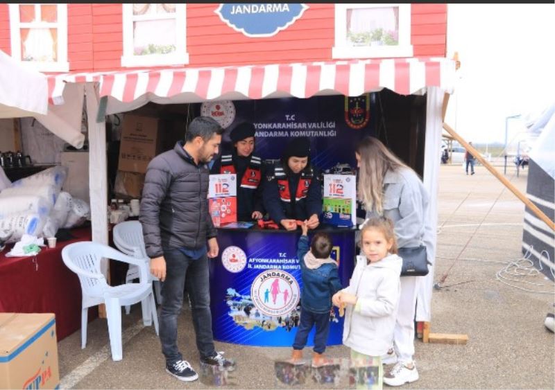 Afyonkarahisar Il Jandarma Komutanligi Stant Açti.