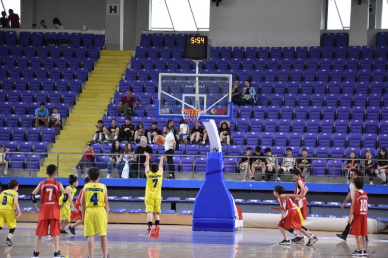 Afyonkarahisar’da Mahalli  Basketbol Müsabakalari sona erdi