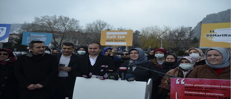 AK Parti 'den 8 Mart Dünya Kadinlar Günü Basin Açiklamasi