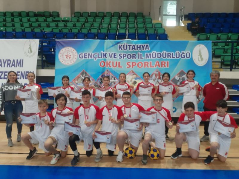 Korfbol Müsabakalarinda Afyonkarahisar Takimi Birinci Oldu