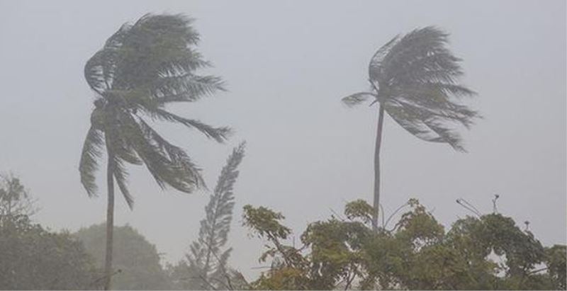 Meteorolojik Uyari KUVVETLI RÜZGAR VE FIRTINA