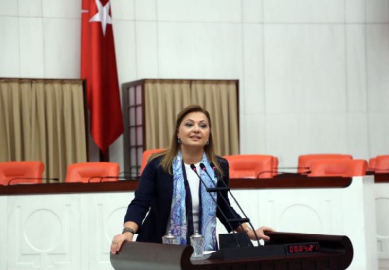 Milletvekili Av. Burcu Köksal, Suhut Ilçesi’nde 4 bürokratin tayini ile ilgili Önerge verdi.