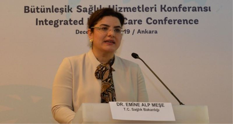 Prof.  Dr. Emine Alp Mese “Bütünlesik Saglik Hizmetleri Konferansi”Na Katildi