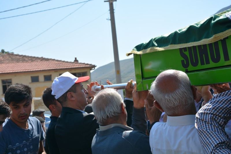 Sehit Yasin Çubukun Babaannesi Son Yolculuguna Ugurlandi