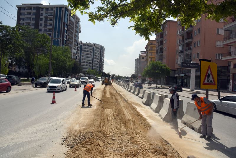 Stad Kavsaginda Altgeçit Çalismalarina Baslandi